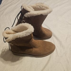 Ugg Naiyah Boot Sz9